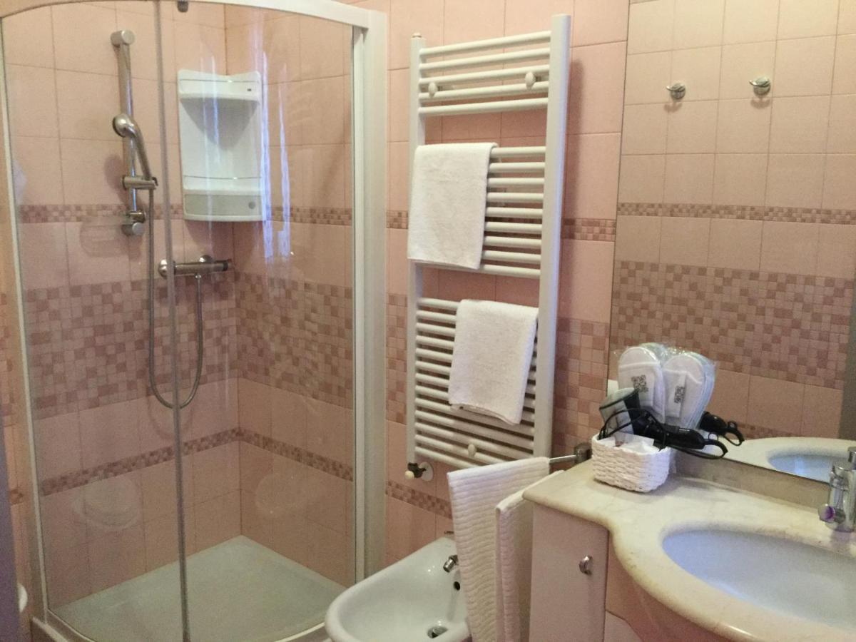 B&B La Favola Кастеллана-Гротте Екстер'єр фото